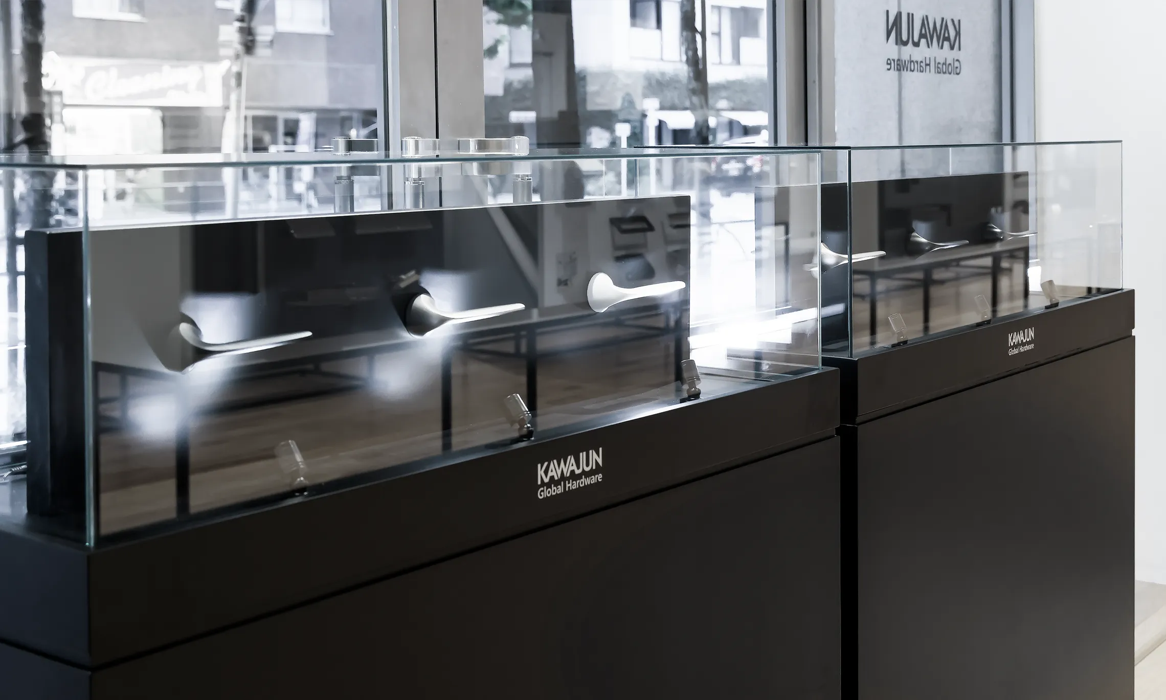 グローバルハードウェア事業部