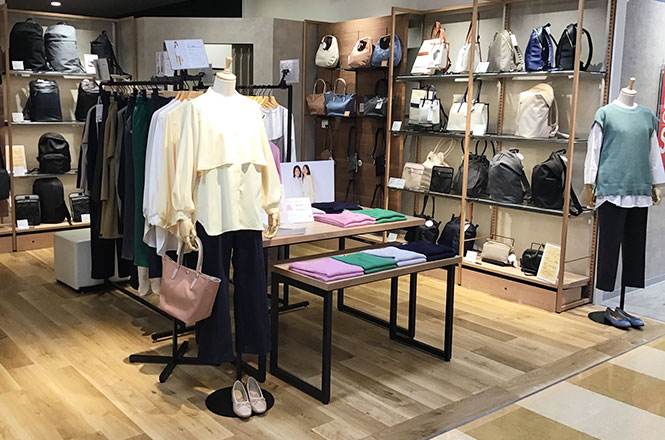 KEYUCAイオンモール上大岡京急店オープン店頭3